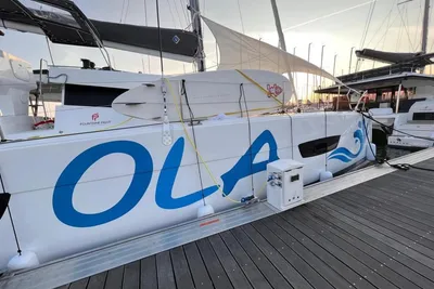 2023 Fountaine Pajot ASTREA 42 N°228