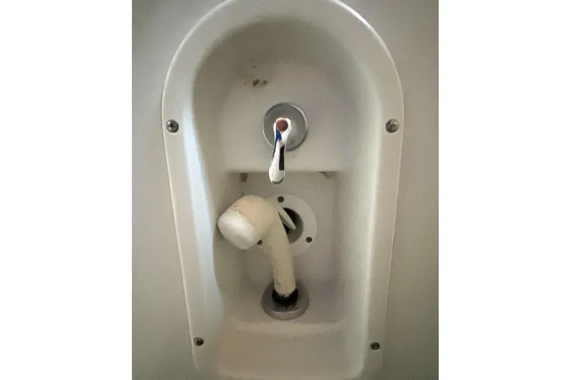  Yacht Photos Pics Control panel of a 2006 Formula 400 Super Sport Crossover boat.