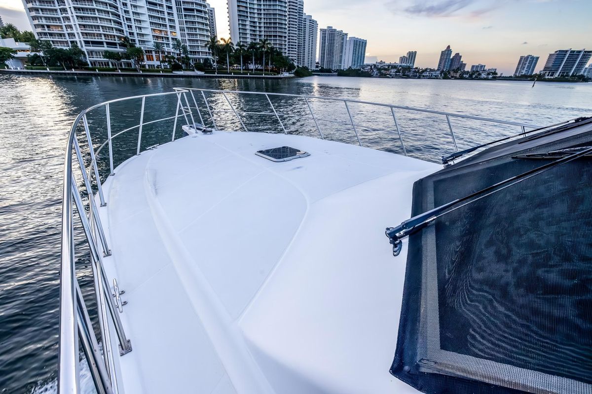 2003 Navigator 57 
