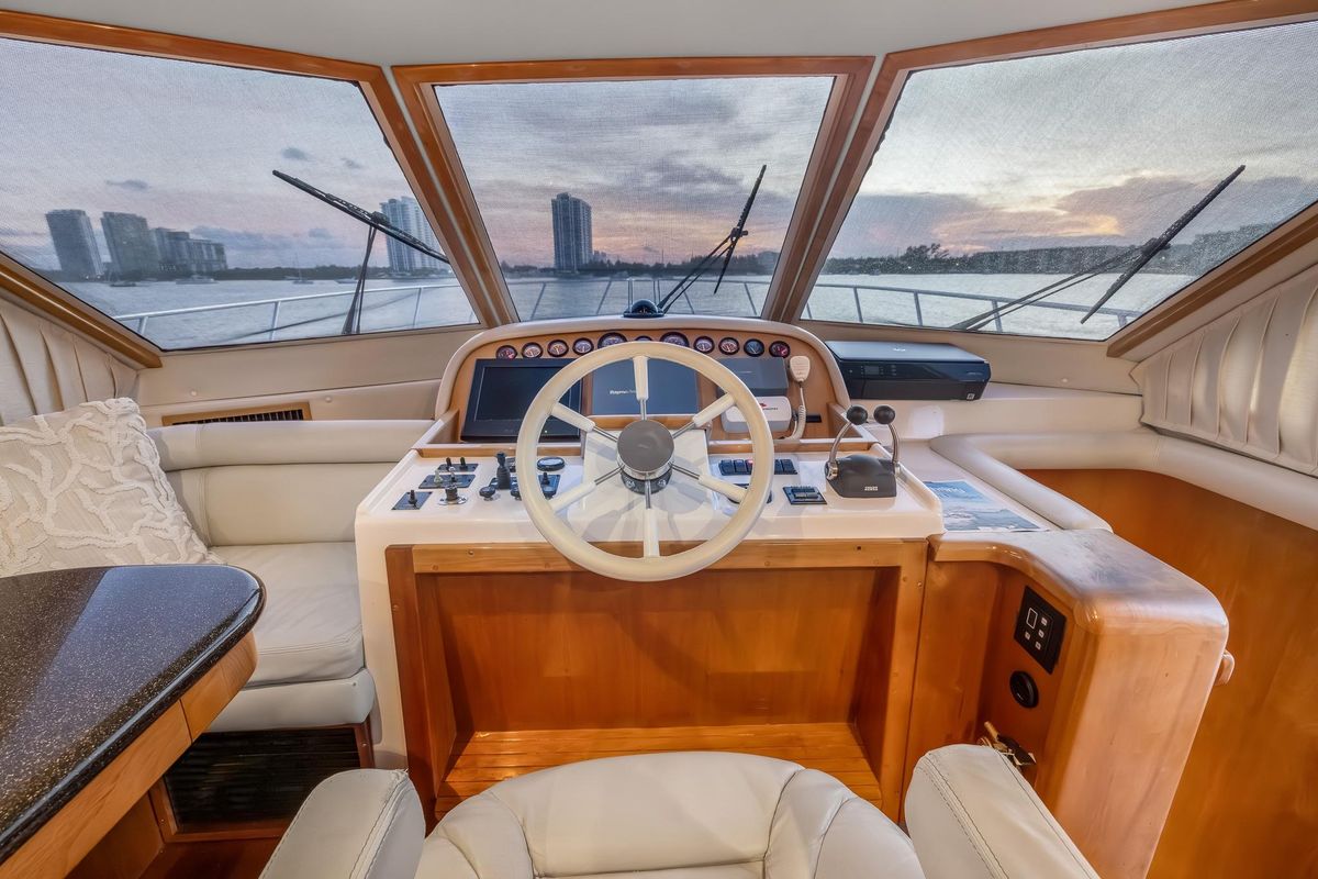 2003 Navigator 57 