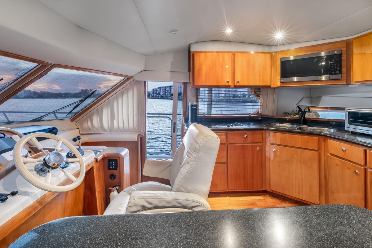 2003 Navigator 57 