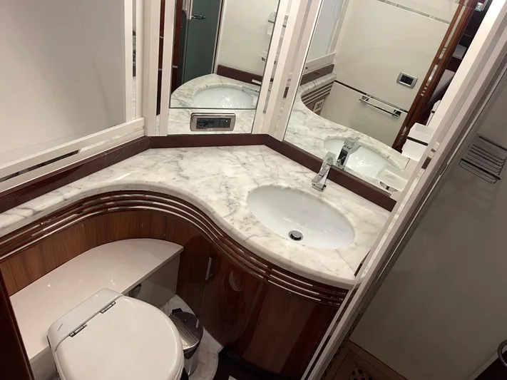 Nike Yacht Photos Pics 