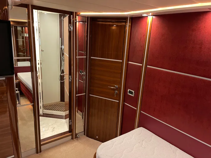 Nike Yacht Photos Pics 