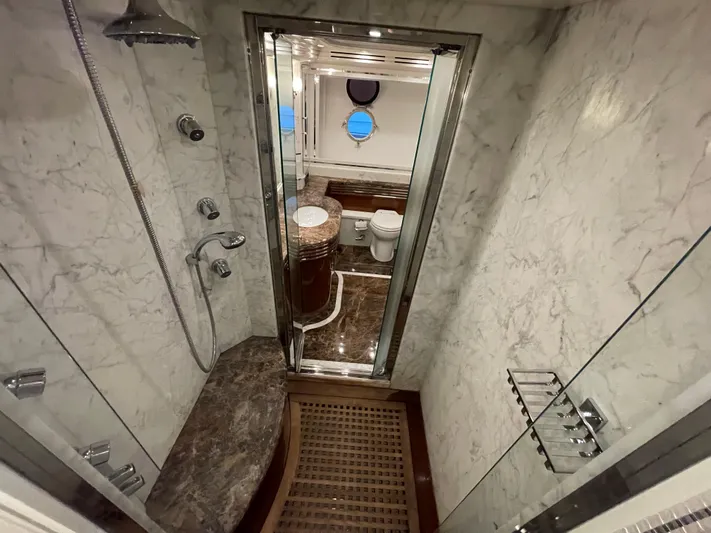 Nike Yacht Photos Pics 