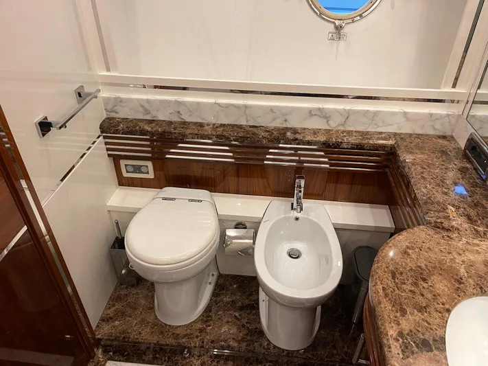 Nike Yacht Photos Pics 