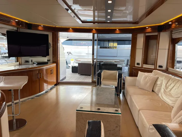 Nike Yacht Photos Pics Luxurious interior of a 2007 Dominator 860 yacht with modern furnishings and elegant design.