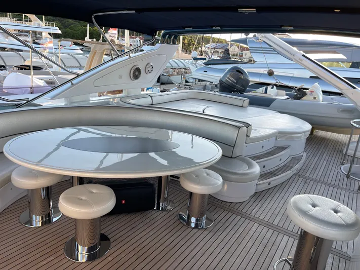 Nike Yacht Photos Pics 