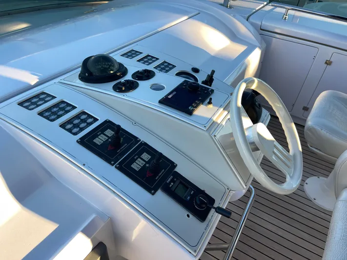 Nike Yacht Photos Pics 