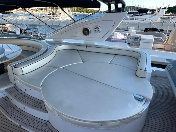 Nike Yacht Photos Pics 