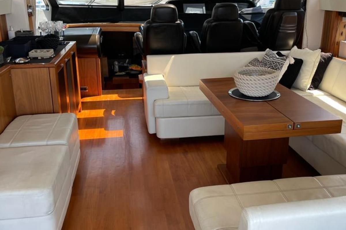 2010 Sunseeker 73 