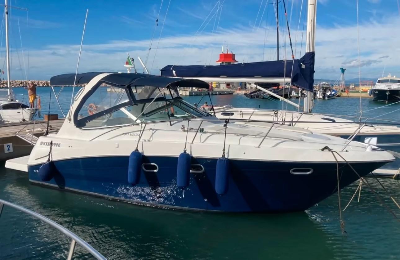 2000 Four Winns 298 Vista