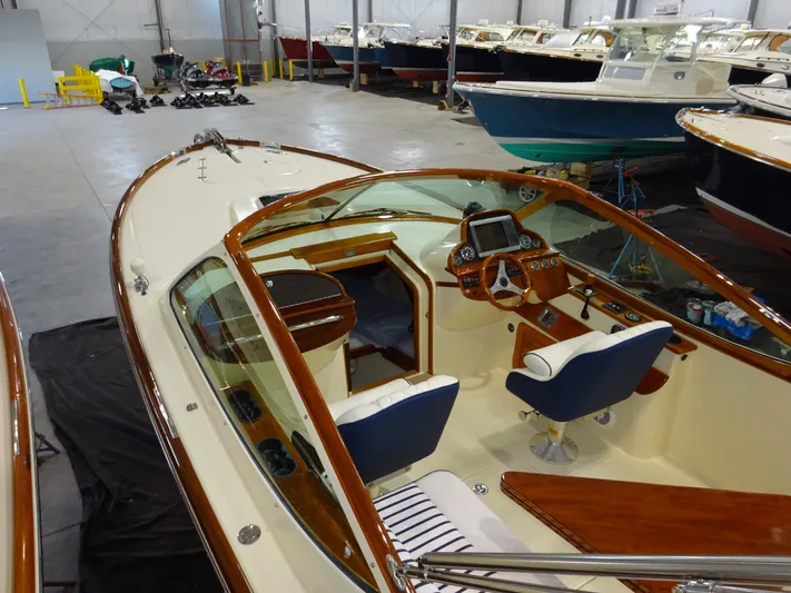 Wye Zephyr Yacht Photos Pics 