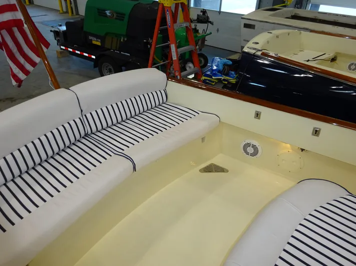 Wye Zephyr Yacht Photos Pics 