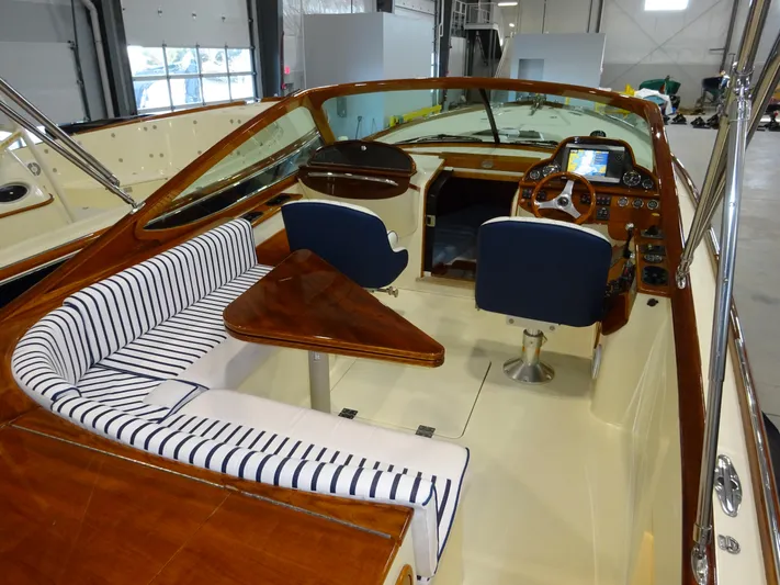 Wye Zephyr Yacht Photos Pics 