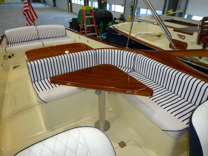 Wye Zephyr Yacht Photos Pics 