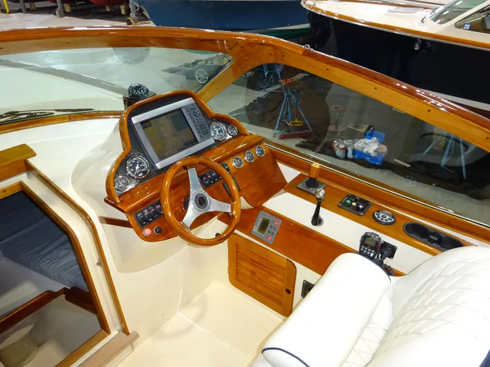 Wye Zephyr Yacht Photos Pics 