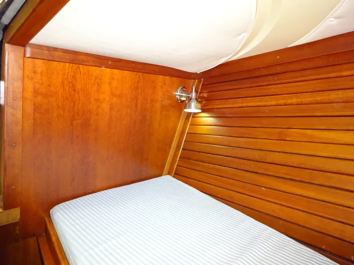 Wye Zephyr Yacht Photos Pics 