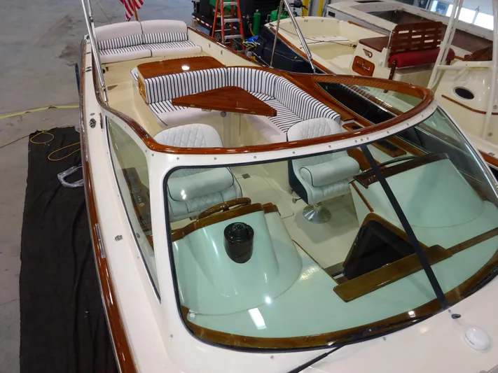 Wye Zephyr Yacht Photos Pics 