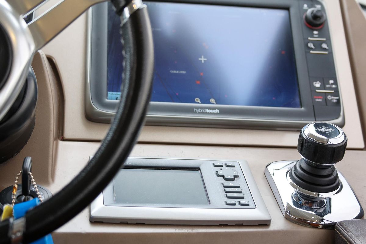 2015 Prestige 52 
