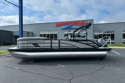 Bennington 22MFB