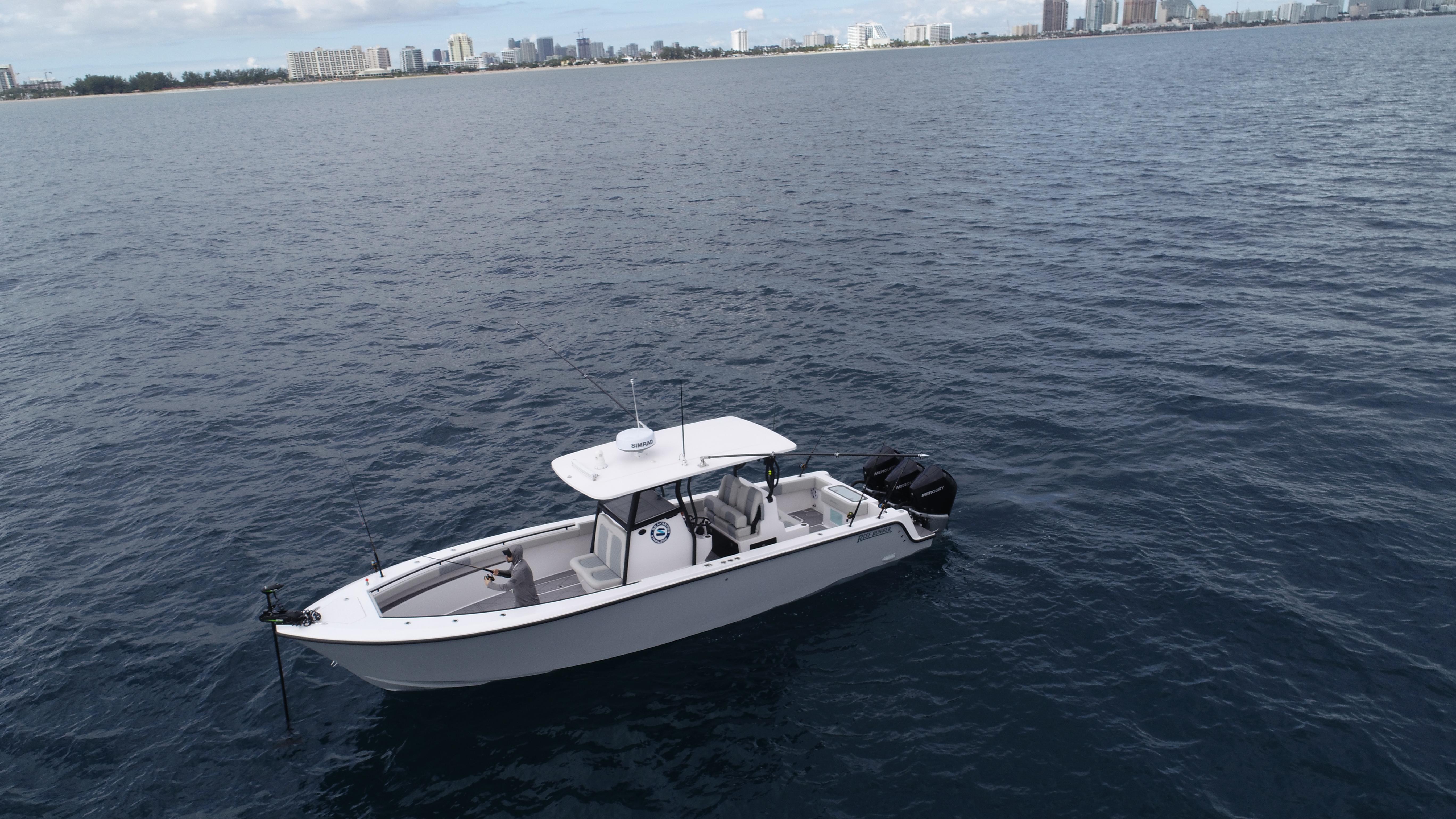 Reef Runner 280 Open