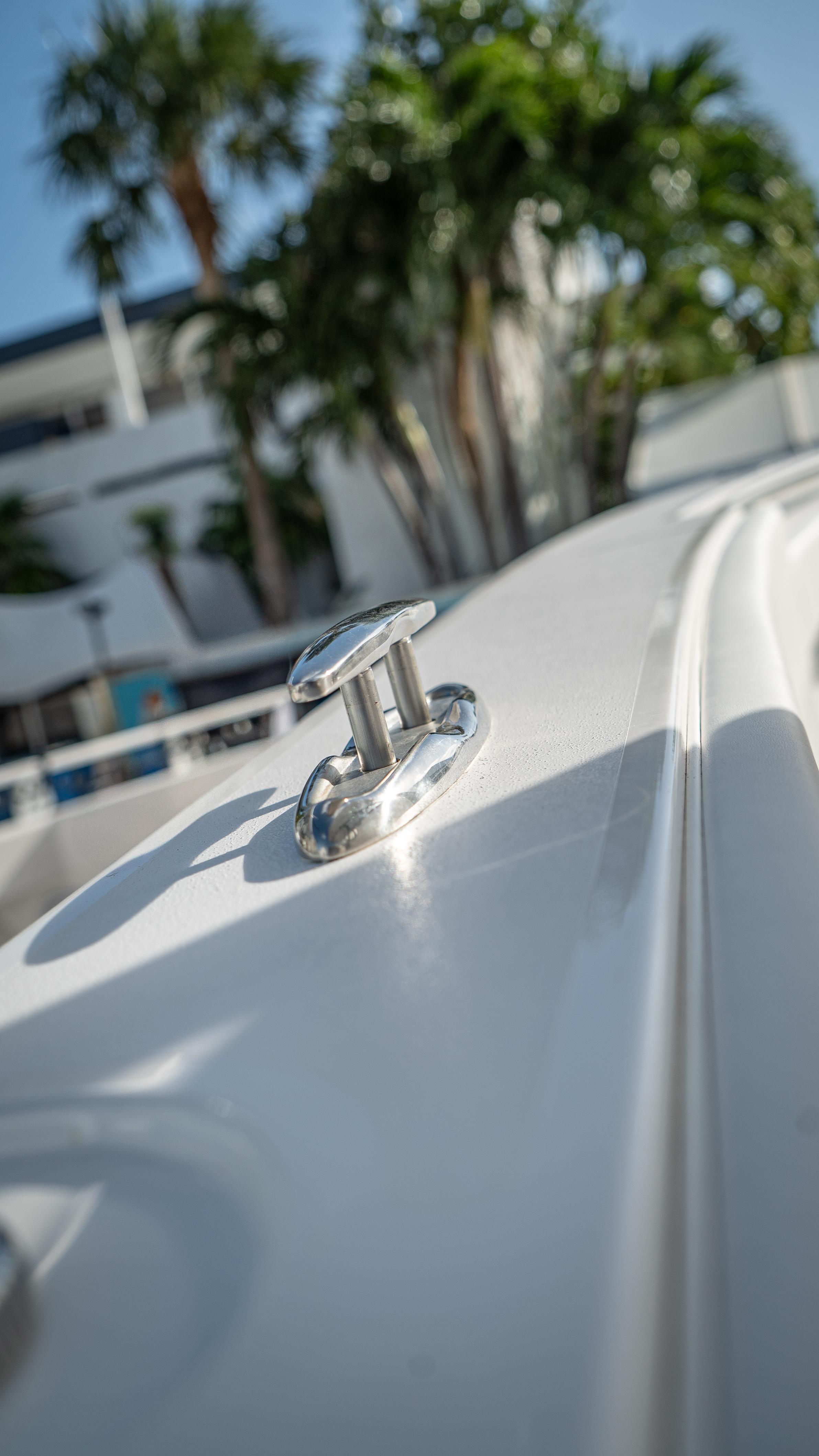 Reef Runner 280 Open