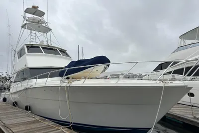 Viking 58 Enclosed Bridge
