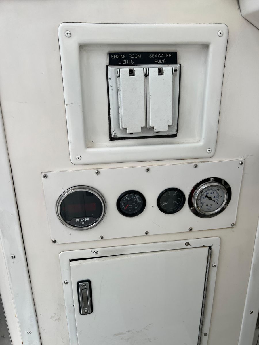 2000 Viking 58 