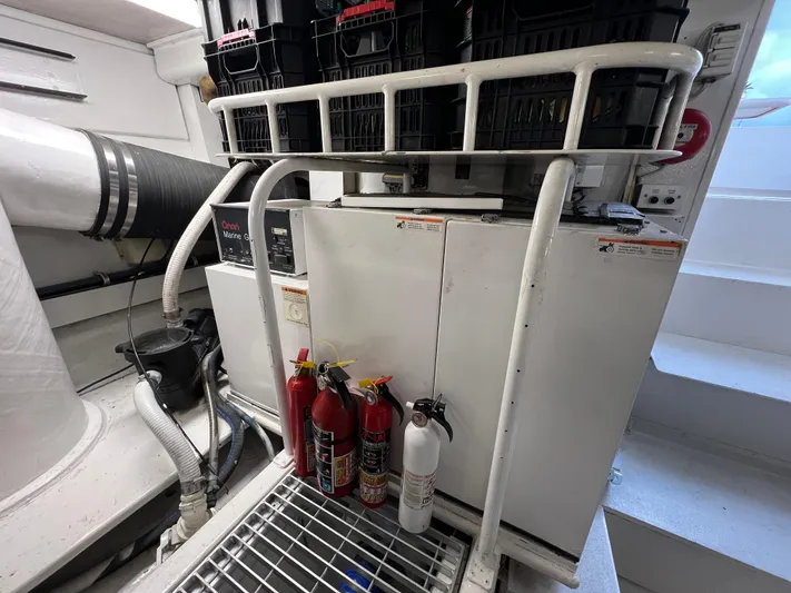 Todo Bien Yacht Photos Pics 