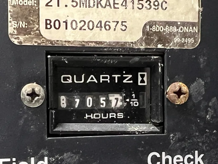 Todo Bien Yacht Photos Pics 