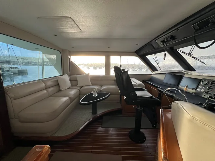 Todo Bien Yacht Photos Pics 