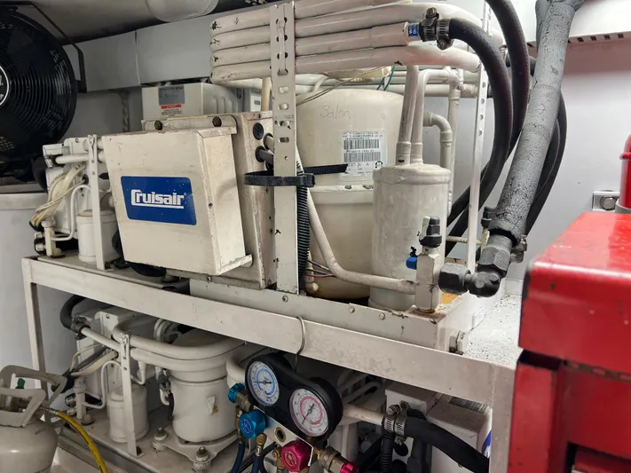 Todo Bien Yacht Photos Pics 