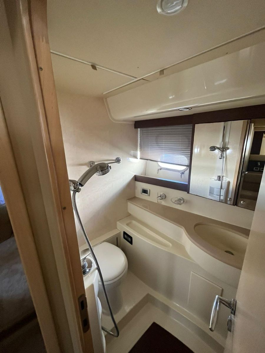 2006 Ferretti Yachts 60 