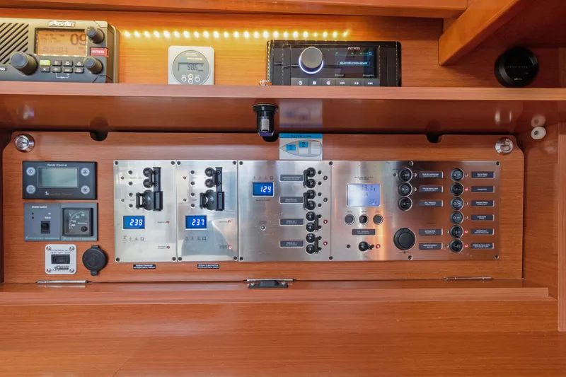 Freedom Yacht Photos Pics 