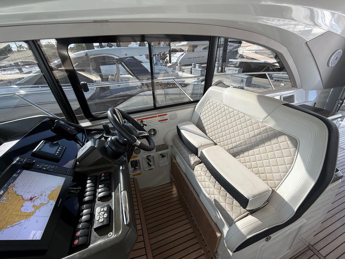 2017 Jeanneau 46 