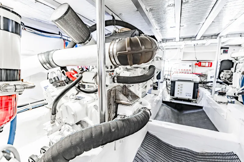 Leslie Ann Yacht Photos Pics 