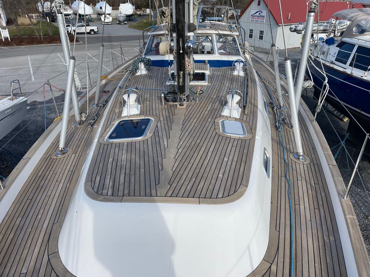 2009 Hallberg-Rassy 54 