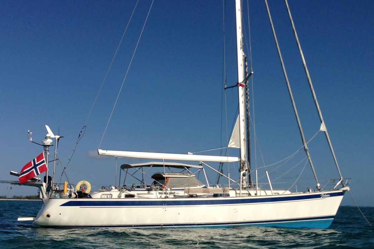 2009 Hallberg-Rassy 54 