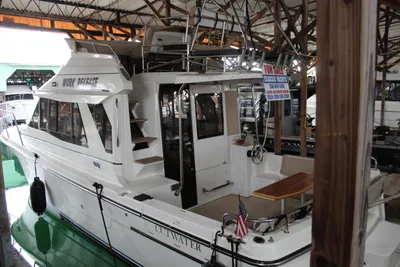 Cutwater 30 Command Bridge