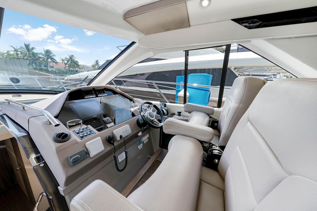2017 Regal 53 