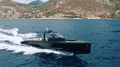 Yacht