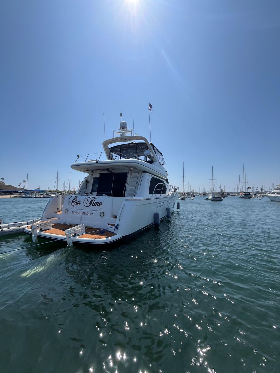 2001 Bayliner 57 