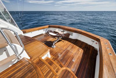 Yacht