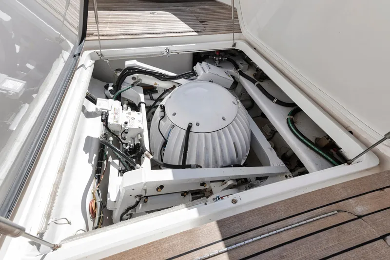 Life Is Good Yacht Photos Pics RRRRRRR)manllR RRR RRRR RRRR RRR andRR