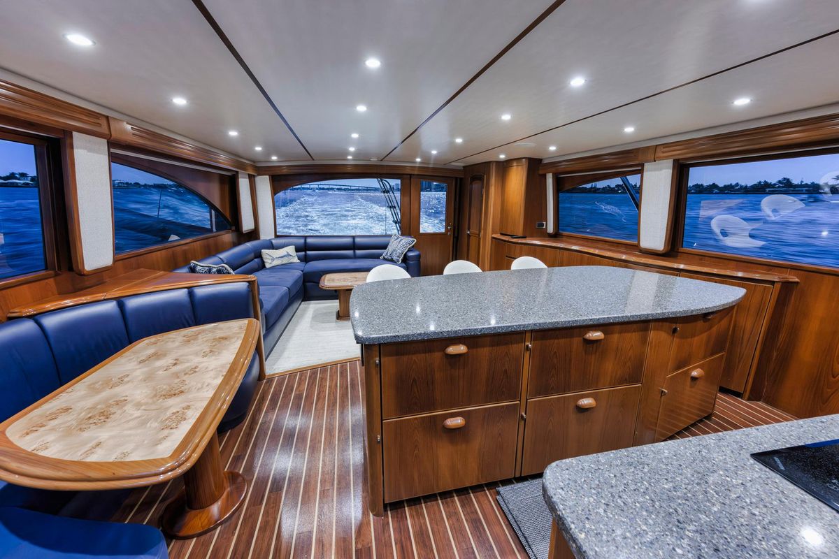 2015 Viking 70 