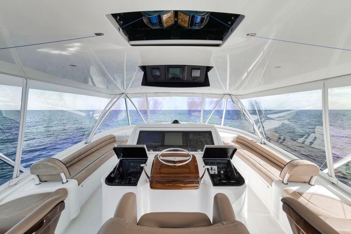 2015 Viking 70 