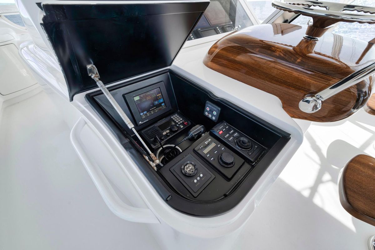 2015 Viking 70 