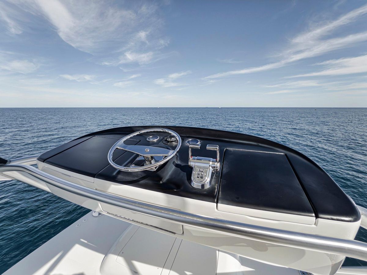 2015 Viking 70 
