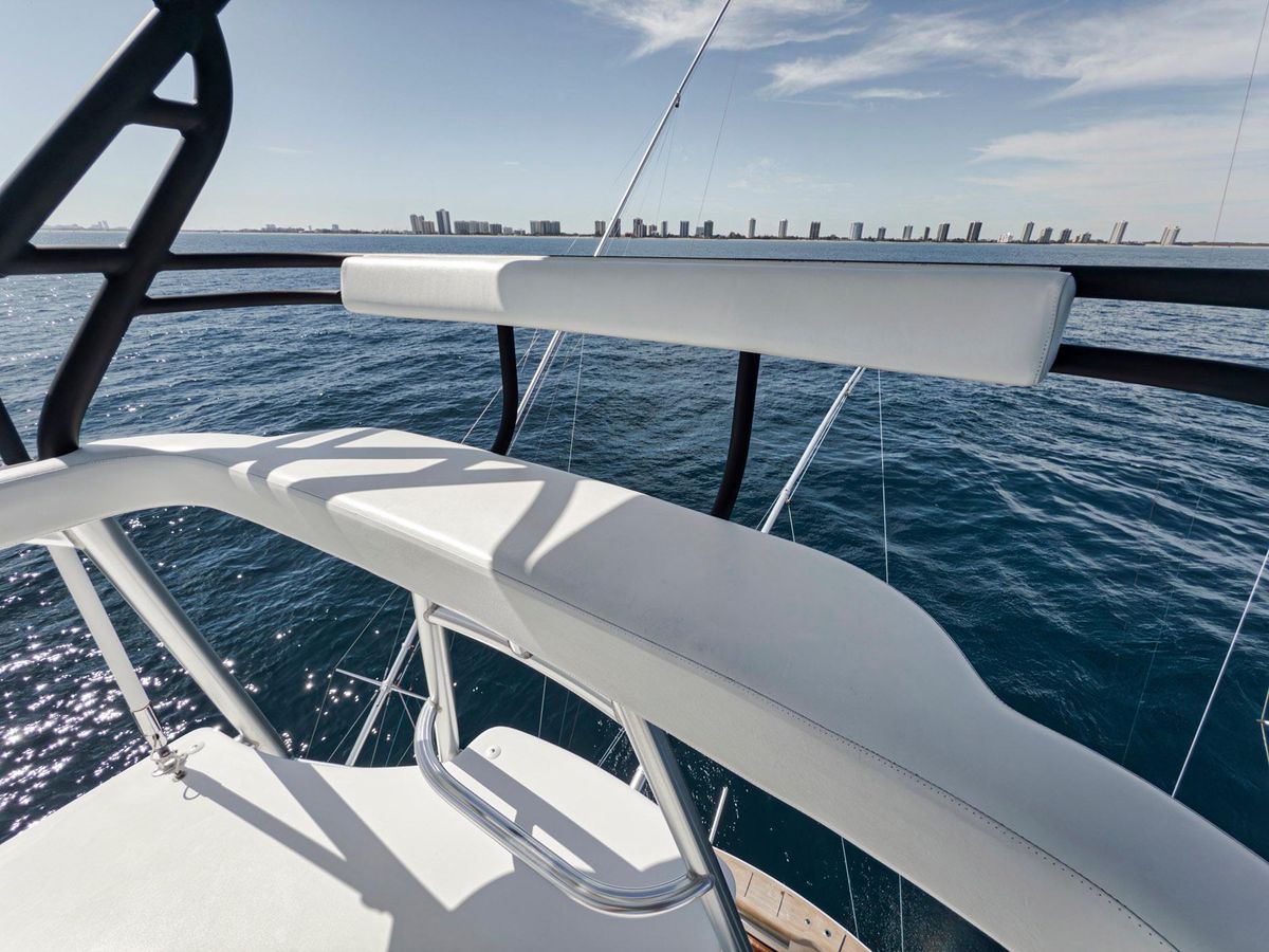 2015 Viking 70 