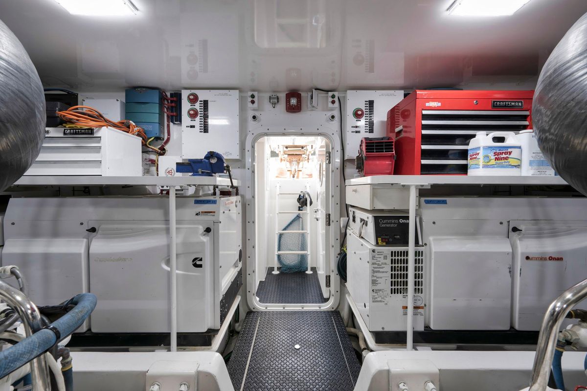 2015 Viking 70 